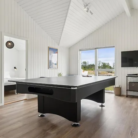 4 Bedroom Gorgeous In Sjaellands Odde Semesterbostad *