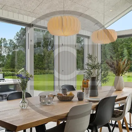 4 Bedroom Gorgeous In Sjaellands Odde *